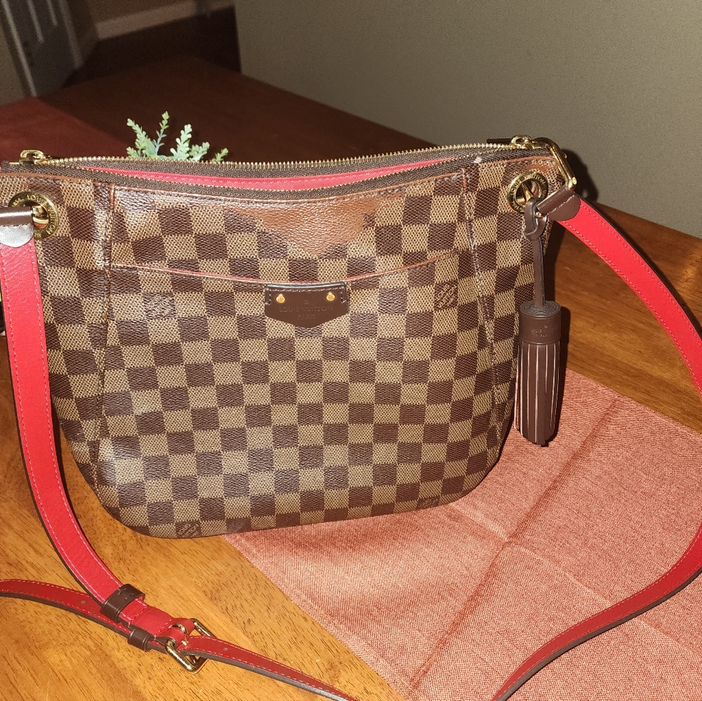 LV Damier South Bank Basace